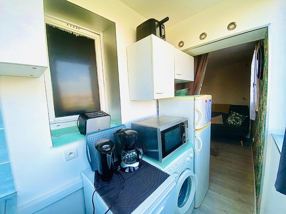 Appartement Proche Mer Avec Piscine Et Parking Fleury  Exterior foto